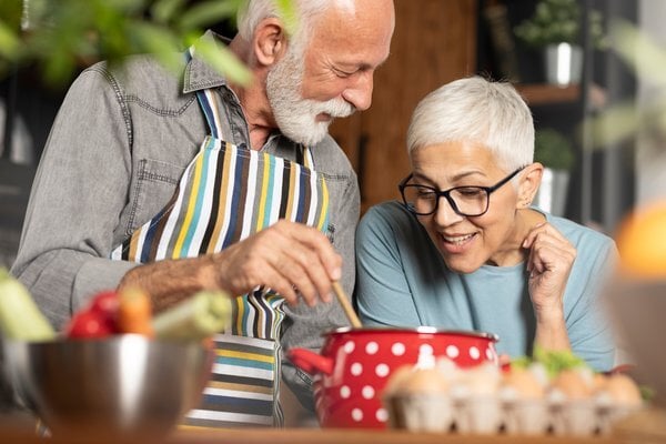 How Three Chef-Prepared Meals Daily Can Change a Social Life
